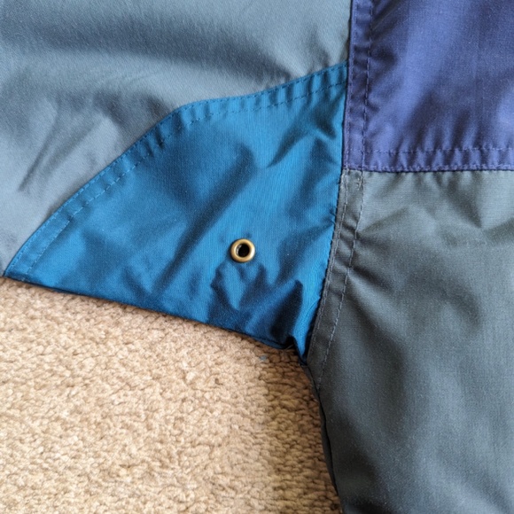 Gerry Small Pullover with Hooded Jacket - Picture 9 of 16